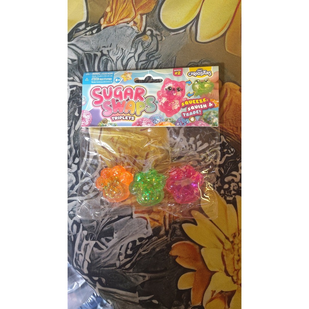 Orb Curiosities Sugar Swaps Triplets Series 2 Squishy Cat Paws Glitter 3 Pack